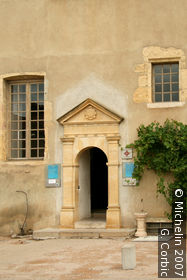 Ochier Museum (Art and Archeology)