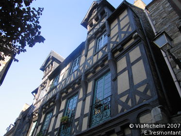 House of the two friends