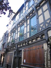 House of the two friends