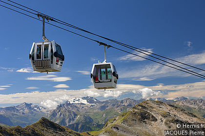 Bellecôte cable car