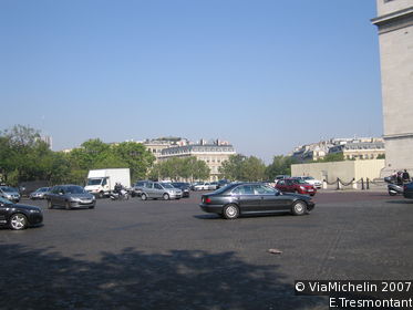 Place Charles-de-Gaulle (Place de l'Étoile)