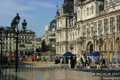 Place de l'Hôtel-de-Ville