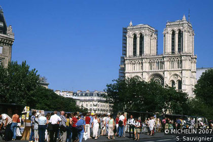 Quai St-Michel