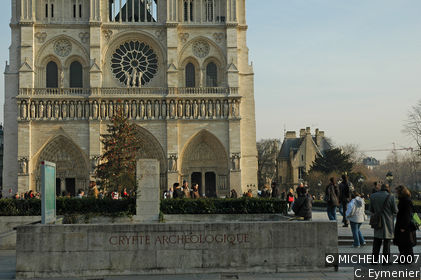 Crypte Archéologique de Notre-Dame