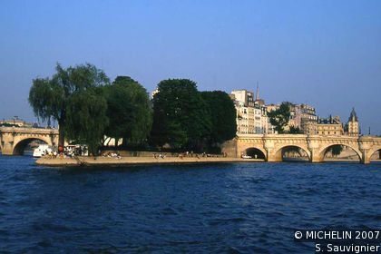 Square du Vert-Galant