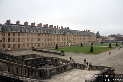 Cour du Cheval-Blanc ou des Adieux