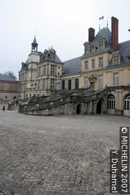 Cour du Cheval-Blanc ou des Adieux