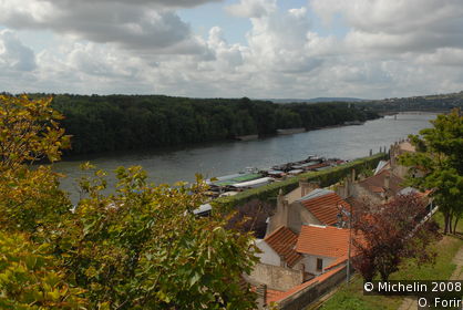 Viewpoints from the chateau
