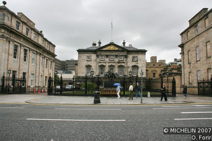Dundas House