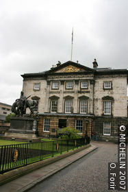Dundas House