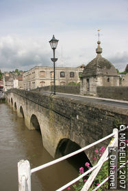 Nine-Arched Bridge