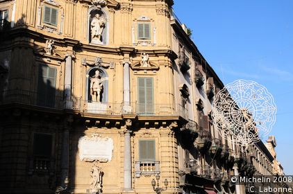 Quattro Canti (Piazza Vigliena)