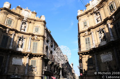 Quattro Canti (Piazza Vigliena)