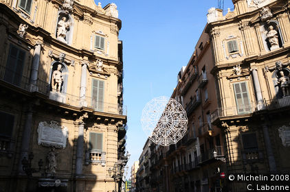 Quattro Canti (Piazza Vigliena)