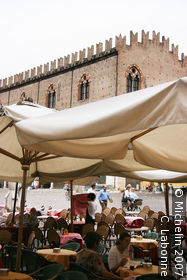 Piazza Sordello (Sordello square)