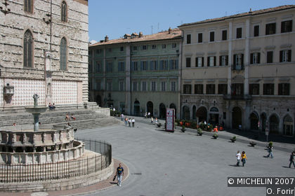 Piazza 4 Novembre (Square of the 4th of November)