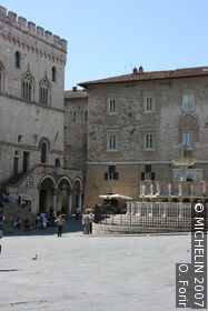 Piazza 4 Novembre (Square of the 4th of November)