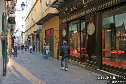 Via Mercanti (Merchants Street)