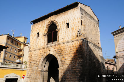 Porta Napoli