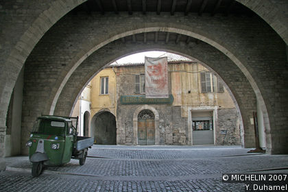 Medieval quarter (Quartiere medievale)