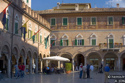 Piazza del Popolo (Place du Peuple)