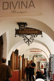 Via Portici ou Laubengasse