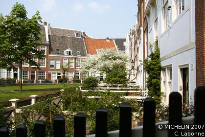 Beguine Community (Begijnhof)