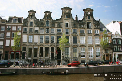 The Cromhout Houses (Cromhouthuizen)