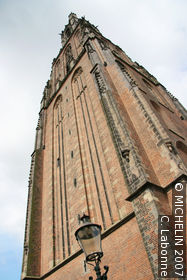 Onze Lieve Vrouwe Toren (Notre-Dame Tower)