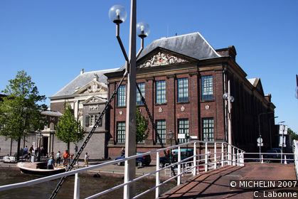 Stedelijk Museum De Lakenhal