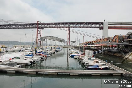 Promenade on the Tage