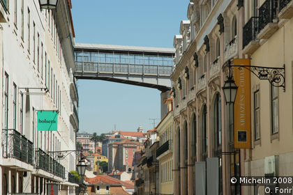 Rua do Carmo and Rua Garrett