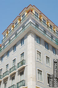 Rua do Carmo and Rua Garrett