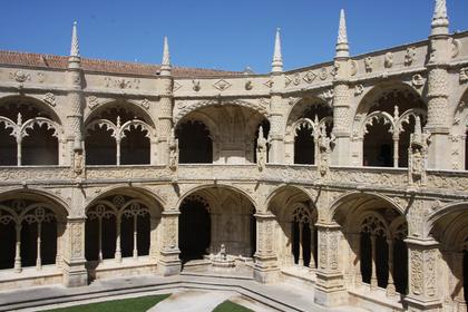 Hieronymite Monastery: Cloister