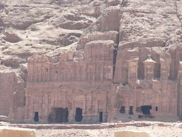 Les tombeaux royaux