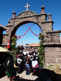 l'entrée du village