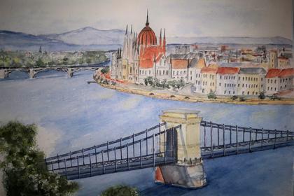 Blick über die Kettenbrücke auf Budapest