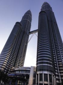 Tours Petronas