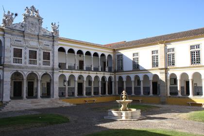 Evora University