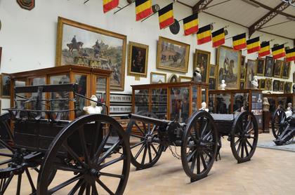 Musée royal de l'armée et d'Histoire militaire : salles d'armes et d'armures