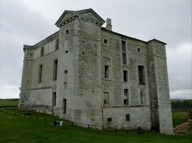 Château de Maulnes