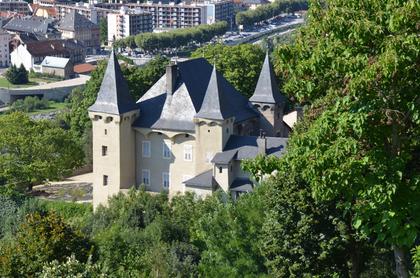 Conflans : château Manuel de Locatel