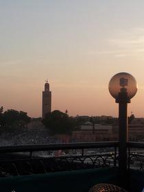 Place Jemaa el Fna au coucher du soleil