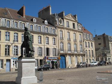 Place St-Sauveur
