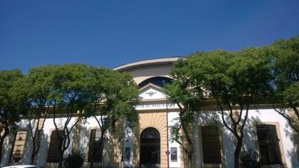 Teatro puerta principal