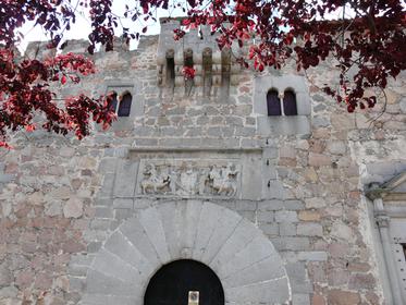 Los Dávila Palace