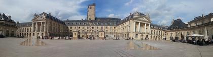 Place des Ducs-de-Bourgogne