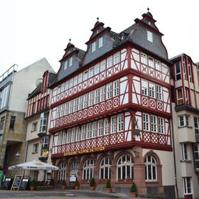 Romerberg square.