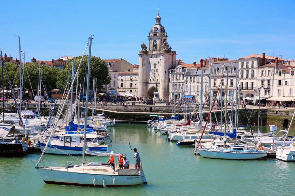 Great Clock Gate - La Rochelle tourism - ViaMichelin