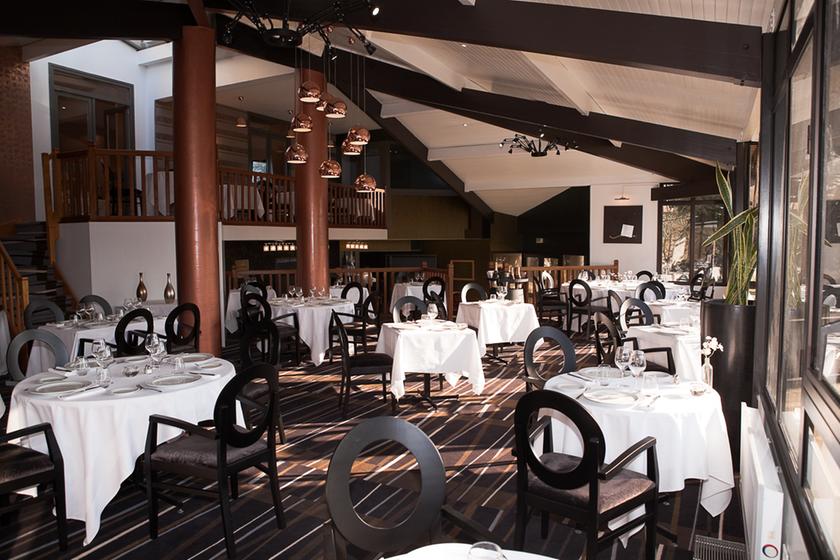 Chateau de la Tour - Cadillac : a Michelin Guide restaurant
